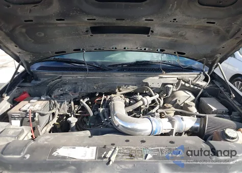 2001 Ford F-150 Lariat/Xl/Xlt z USA, uszkodzony, nr VIN 2FTRX07L31CA65177